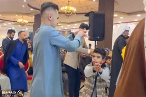 آواز شاد؛ عروسی عربا چه بلوایی و رقصی میکنن فقط اونی که نقش بر زمین و اسکی میره