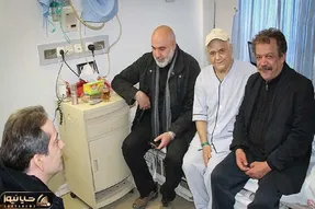 آواز شاد؛ رقص اکبر عبدی با آهنگ آذری تو بدحالی که لوله اکسیژن بهش وصله ماشاالله روحیه