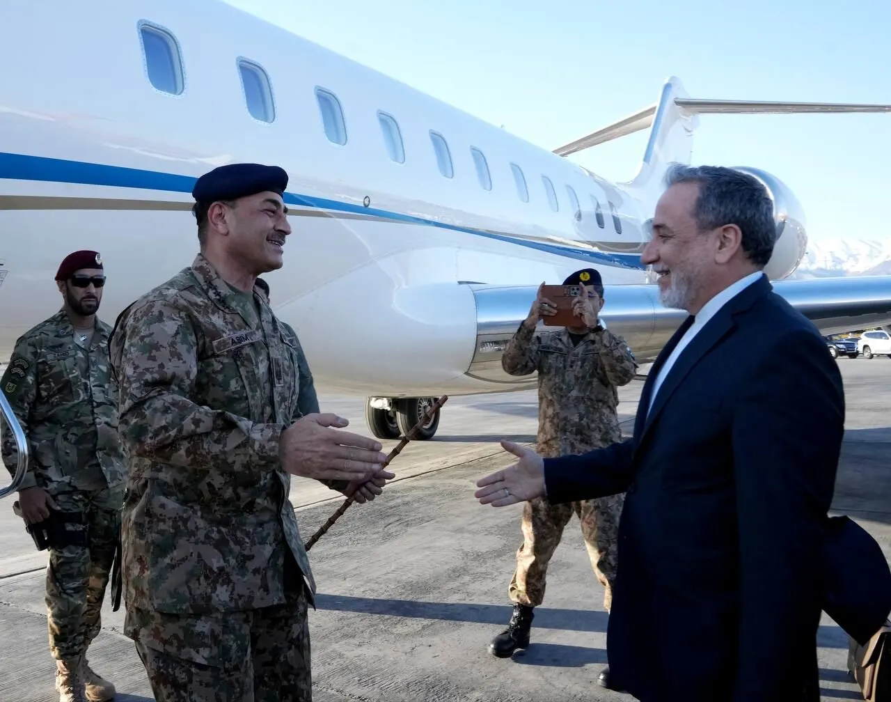 عاصم منیر