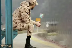 آواز احساسی؛ سرباز تو مترو رضا بهرام رو شوکه کرد با خوندنش همه غرقش شدن