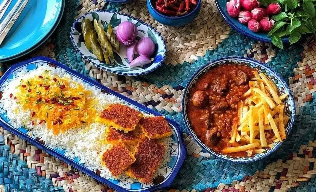 طرز تهیه خورشت قیمه مجلسی و جاافتاده + فوت کوزه گری