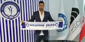 قرارداد بازیکن استقلالی گل گهر دو سال تمدید شد