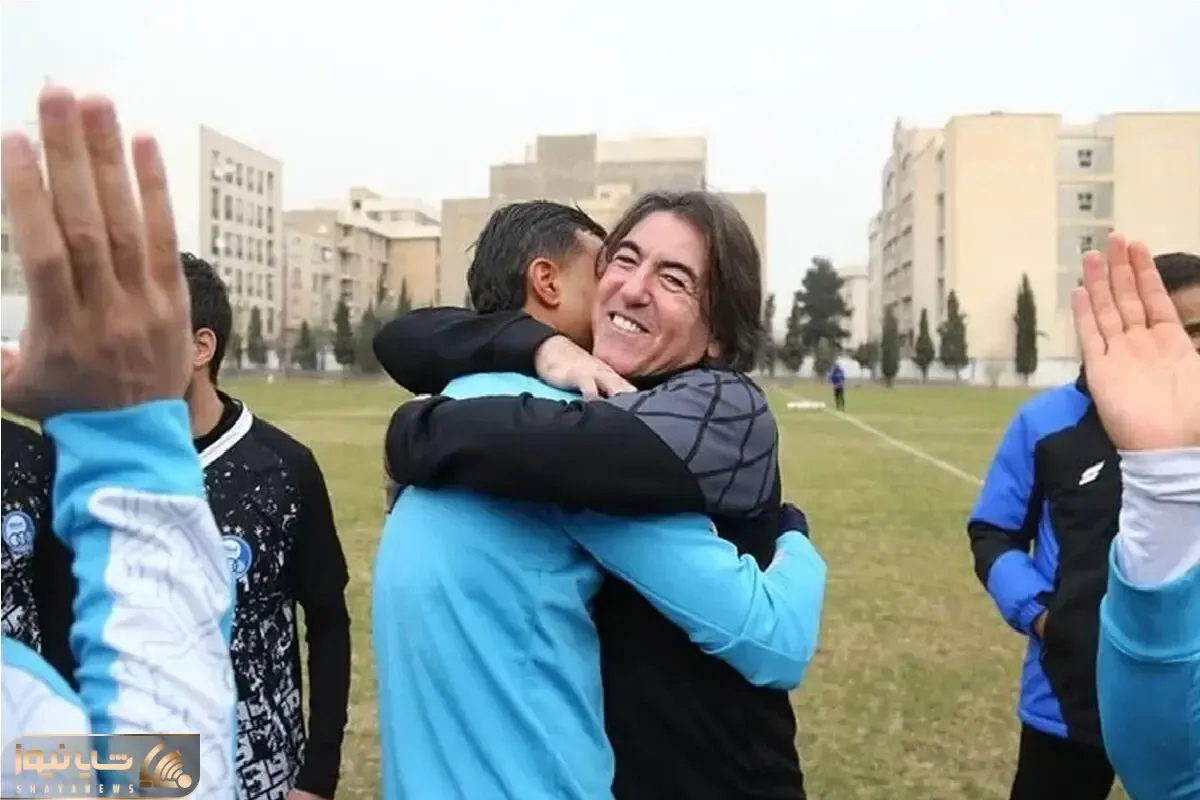 مدافع باتجربه استقلال در تمرینات آبی ها