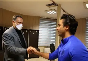 (عکس) مدیرعامل استقلال هم چت رو کرد!