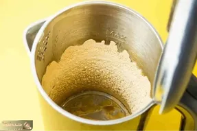 ترفندهای خانه داری؛ از بین بردن گچ کتری و سماور، با نوشابه + روش انجامش