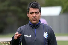 زنوزی مالک تراکتور استقلالی است یا پرسپولیسی؟