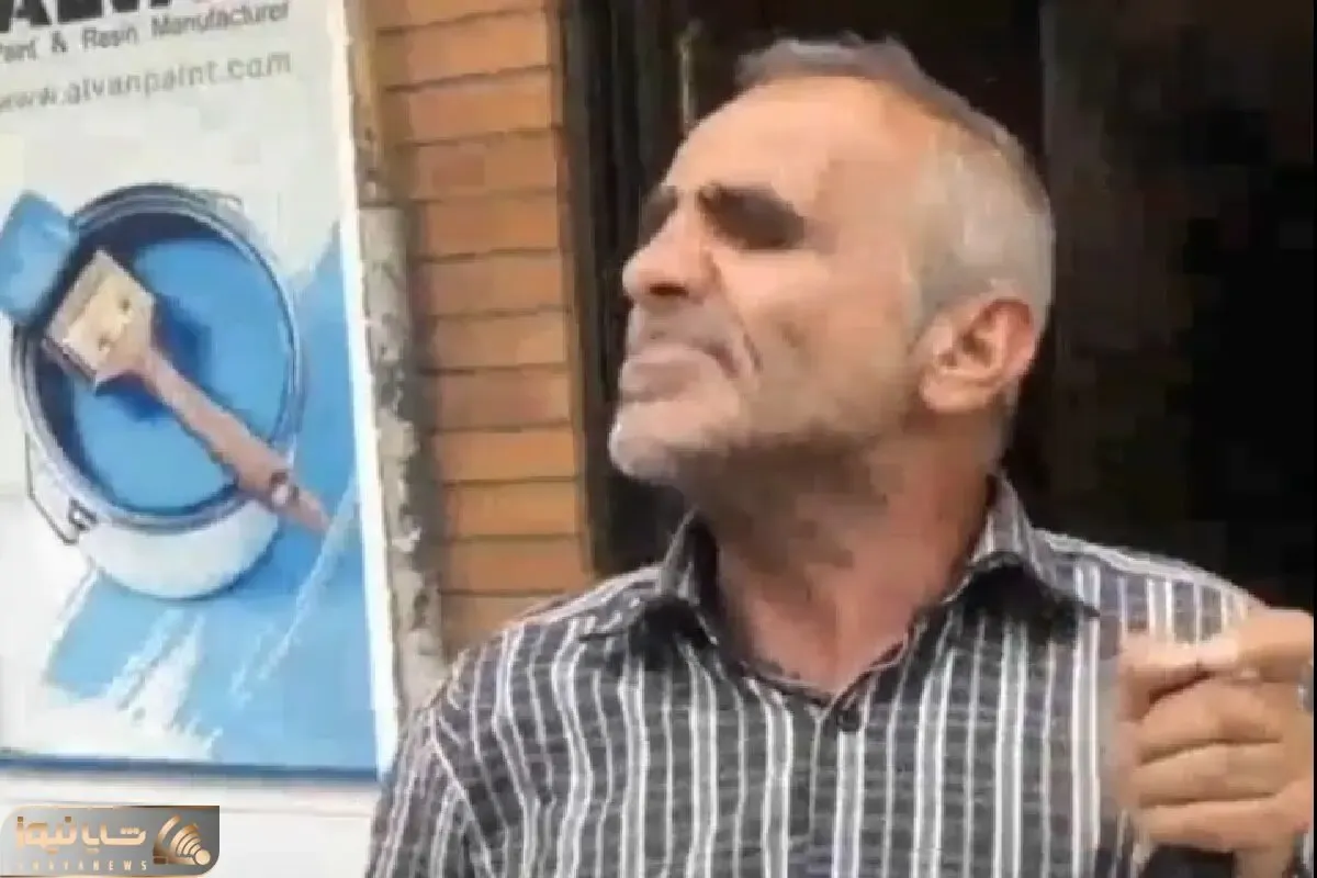 آواز احساسی؛ پیرمرد نابینا روشندل چه با بغض و آه آهنگ یا مولا دلم تنگ اومده رو میخونه