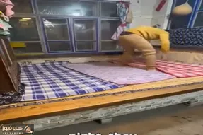 معماری خلاقانه؛ تخت گرم شو درست کردن زیرش آتیش روشن میکنن روش میخوابن بخاری نمیخوان