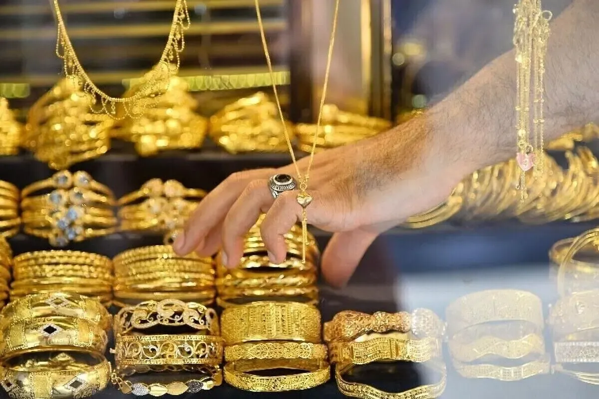 آخرین قیمت طلا و سکه امروز ۲۱ تیر ۱۴۰۵ | نسبت به شنبه ۲۰ تیر چقدر گران شد؟