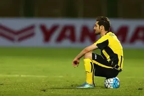 محمدرضا خلعتبری از سپاهان جدا می شود؛ سرمربی استقلالی او را می خواهد!