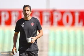 وحید هاشمیان پرسپولیس را نقره داغ کرد