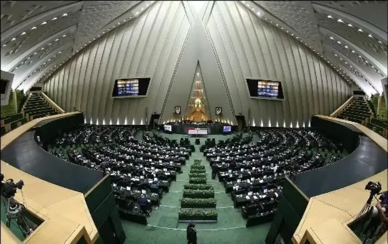 رتبه بندی معلمان منتظر خروجی مجلس است!