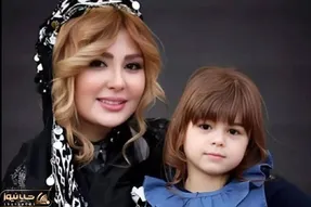 آواز رفراندومی؛ تبریک یلدا به سبک نیوشا ضیغمی با دختر گیسو کمندش