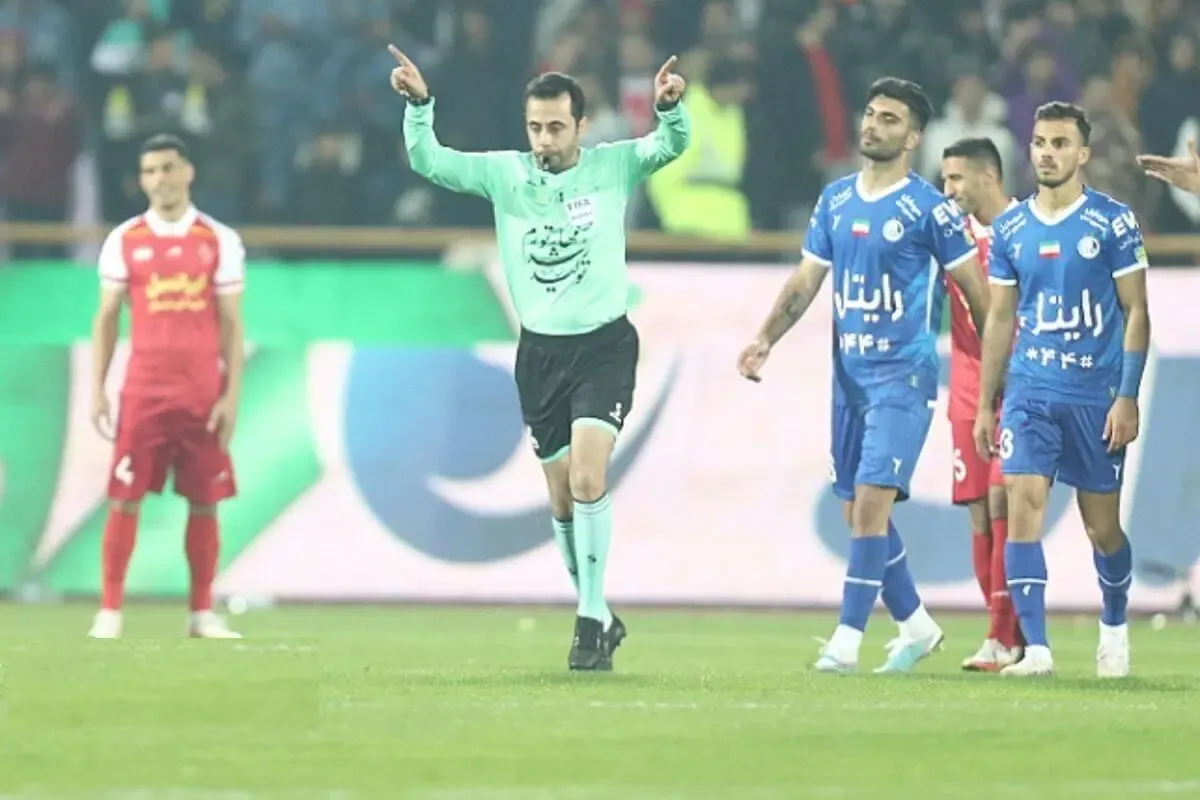 استقلالی ها شاکی از داور دربی
