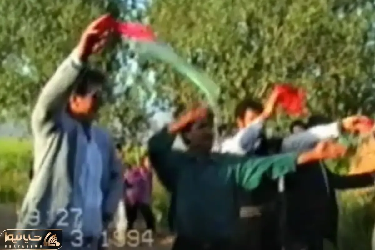 آواز محلی؛ رقص ساوجبلاغی دسته جمعی با ساز و دهل خاصشون