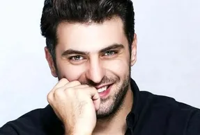 تفریحات تابستانه و لاکچری علی ضیا!