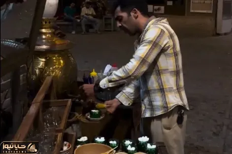 آواز احساسی؛ آقاهه با سینی چای بر موج غم نشسته منم خوند غم عالم نشست تو دلمون