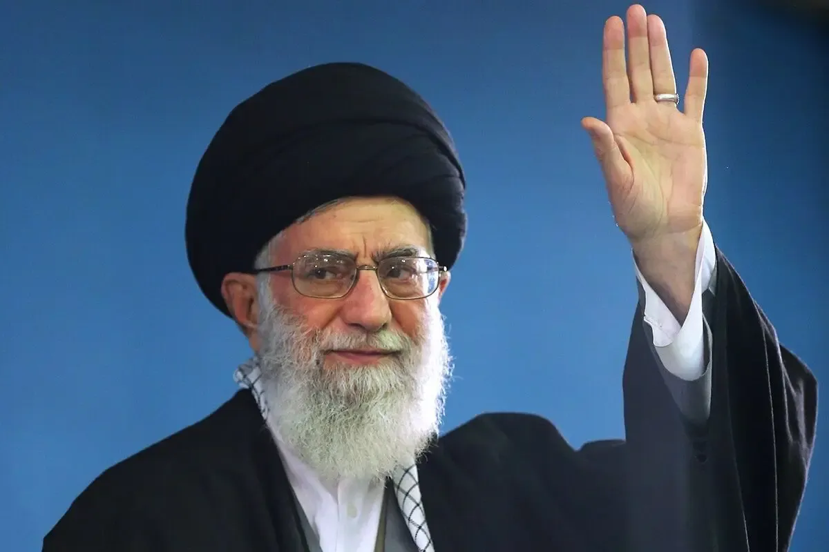 در بیت رهبری چه می گذرد؟ ساده زیستی حضرت آیت الله خامنه ای رهبر معظم انقلاب اسلامی