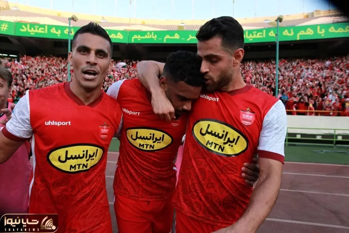 (ویدیو) گل اول پرسپولیس به صنعت نفت؛ خوشحالی لوکادیا با دختران پرسپولیسی
