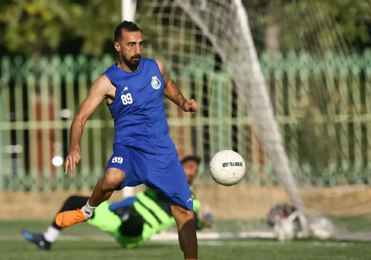 خروج امین قاسمی نژاد از برنامه استقلال