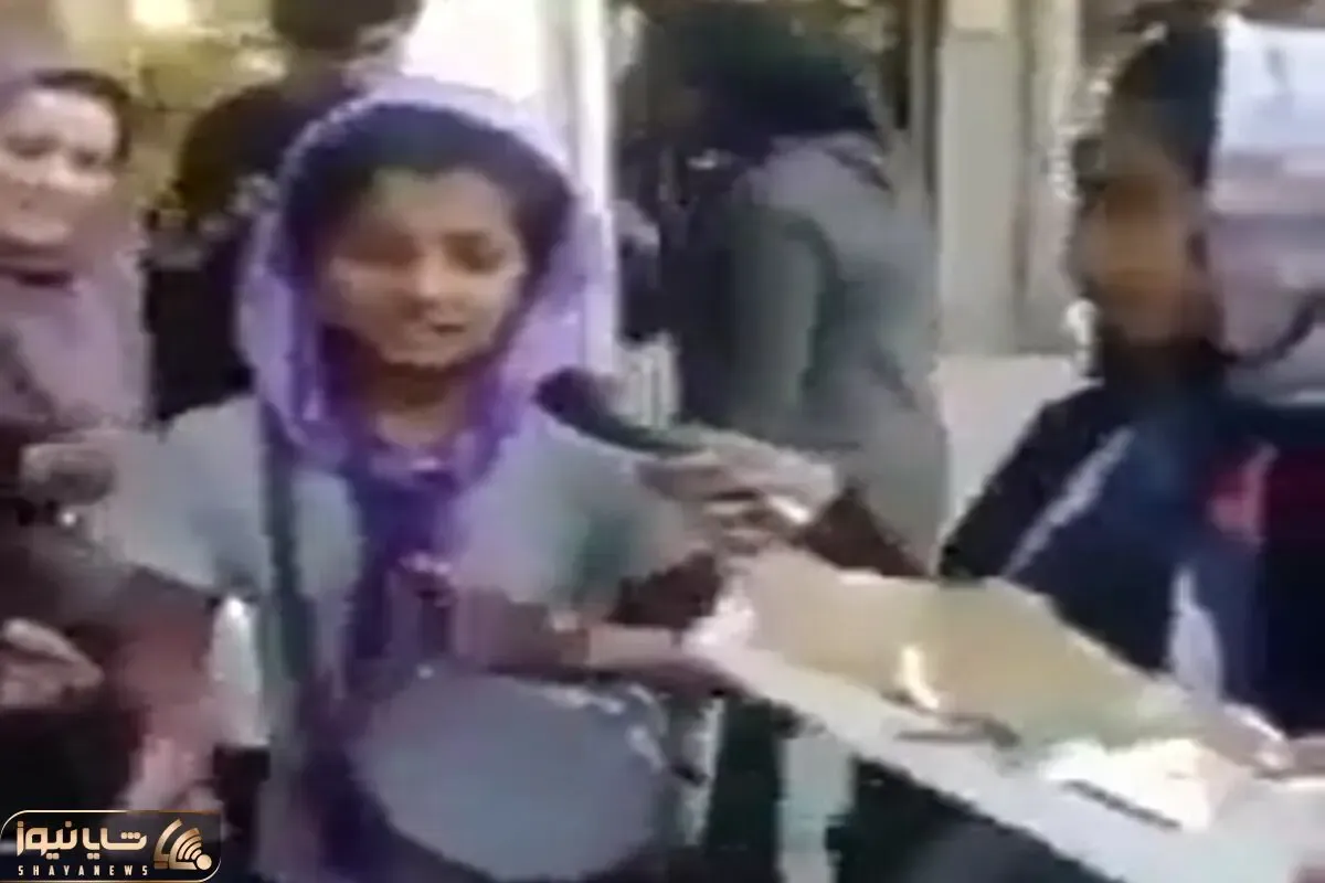 آواز ماندگار؛ دختر دوره گرد دلش از دنیا پر بود آهنگ ای سنگ تراش خوند ملت اشک ریختن