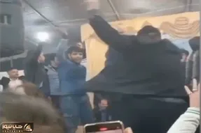 آواز شاد؛ این آقا با این هیکل باید بره چک پاس کنه ولی ببین چه گرد و خاکی کرده با اهنگ