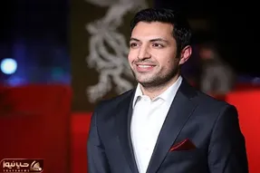 آواز شاد؛ اشکان خطیبی با آهنگ بندری لب ما خندونه بزن و برقص راه انداخت چرا همچین کرد