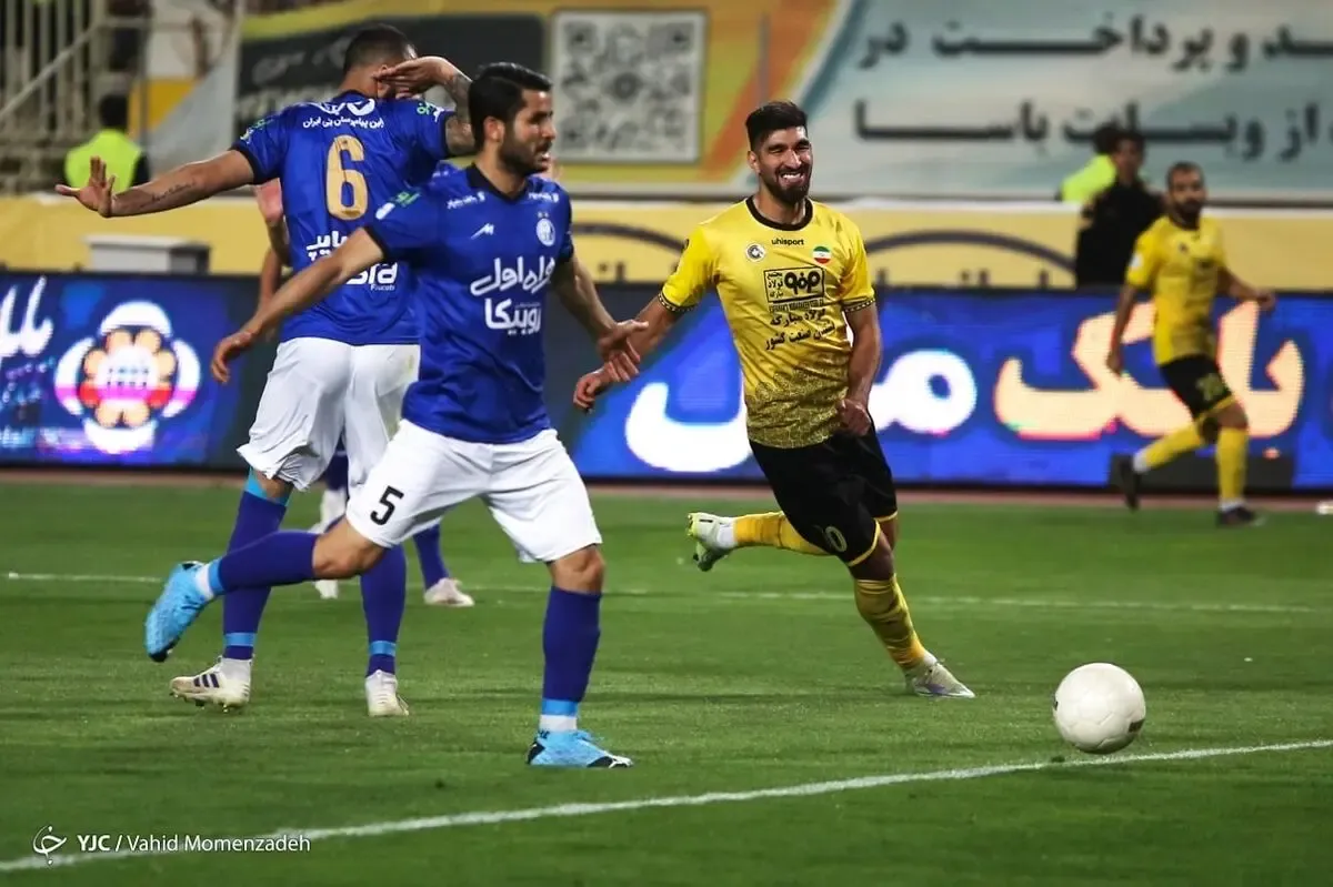 داستان مغانلو و استقلال همچنان ادامه دارد!