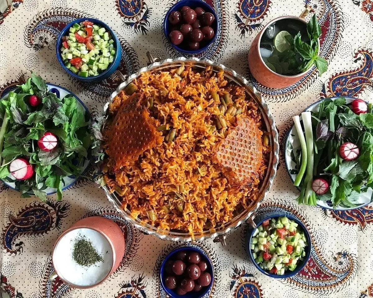 طرز تهیه لوبیا پلو مجلسی با گوشت تکه ای؛ خوشمزه و متفاوت