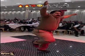 آواز شاد؛ مرد تو عروسی مثل مرغ پر کنده خودشو پرت کرد هوا بال بال زد خواننده فر خورد