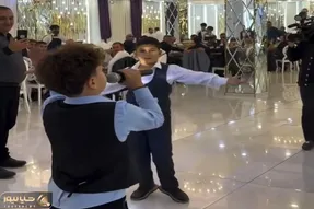 آواز شادونه؛ پسربچه انقد قشنگ من آتامین لیاقتی اوغلیام میخونه بقیه بچه ها حسودیشون شد