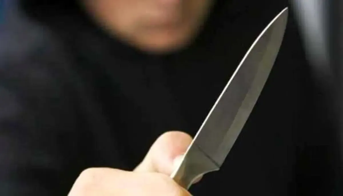 قمه‌کشی وحشتناک زن خشمگین در ابهر + ویدئو