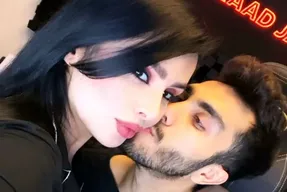 (عکس و ویدیو) بچه دنیا جهانبخت و مهراد جم نیامده خبرساز شد