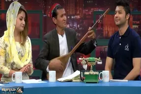 آوز محلی؛ مرد افغانی یجور میخونه که هم خوندنش شاخ در بیاره و هم نوازندگیش