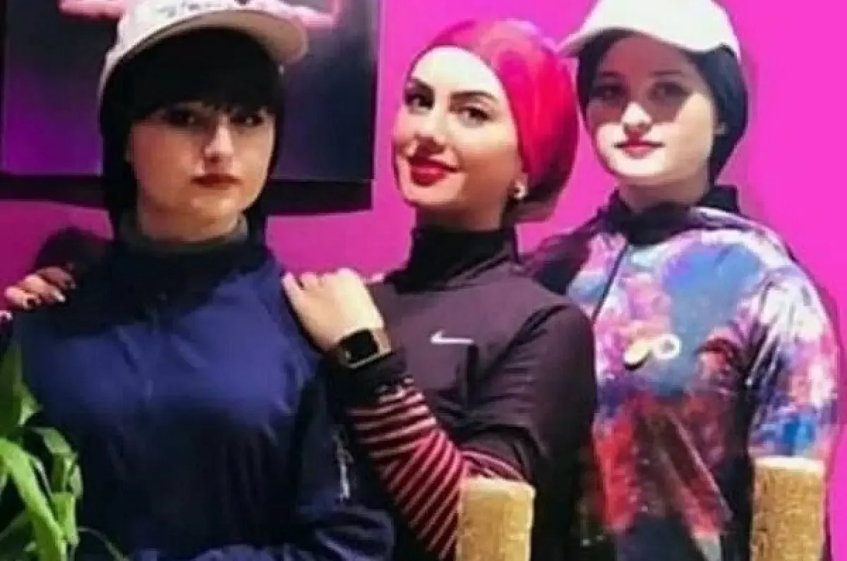 نیکا فرقانی با آرایشی غلیظ و لب های برجسته!
