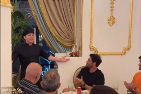 آواز بهجتی؛ آقای آشپز گلزار و تیمش رو با خوندن الآنه شادت میکنم ایرج به وجد آورد