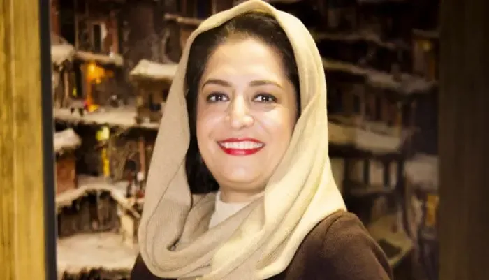 (عکس) گلف بازی لاکچری خانم بازیگر و فرزندش