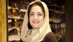 (عکس) گلف بازی لاکچری خانم بازیگر و فرزندش