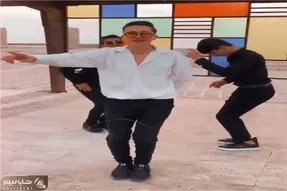 آواز شاد؛ پسرای کاکل بسر با یزله یزله پایکوبی چه رقص هماهنگی رفتن جزو بی مهرگانن