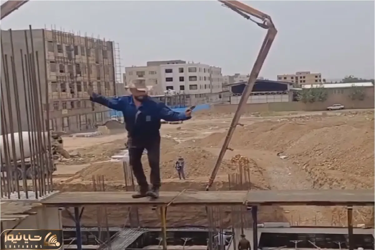 آواز شاد؛ کارگر ساختمونی از ازرائیل فیلم داره یجور رو داربست میرقصه پرنده هام واجن