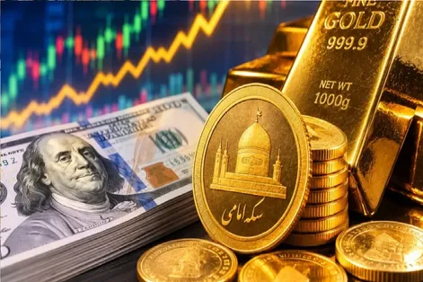 چرا با وجود رشد دلار، بازار  طلا و سکه عقب نشست؟ / آیا کاهش قیمت‌ها ادامه‌دار می‌شود؟