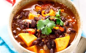 طرز پخت خوراک سیب زمینی با لوبیا چیتی