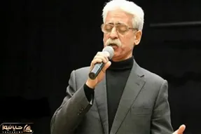 آواز جگرسوز؛ ناصر رزازی حین شونه کردن موهای دخترش چه با اشک و آه آهنگ لیلم لی رو خوند
