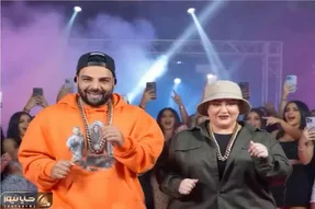آواز شادیسم؛ موزونیدن نعیمه نظام دوست و احسان علیخانی رو دست نداره
