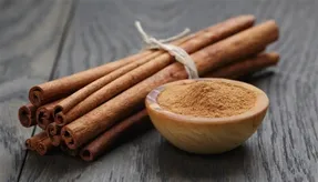 چوب دارچین یا دارچین پودر شده؛ کدام یک بهتر است؟