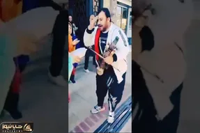 آواز خیابانی؛ آوازخوان دوره گرد افغان که تو خیابونای مازندران کولاک کرد