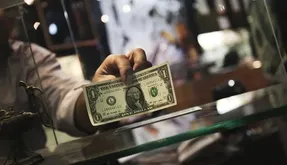 قیمت دلار و ارز جمعه 3 بهمن؛ چرا دلار دوباره گران شد؟