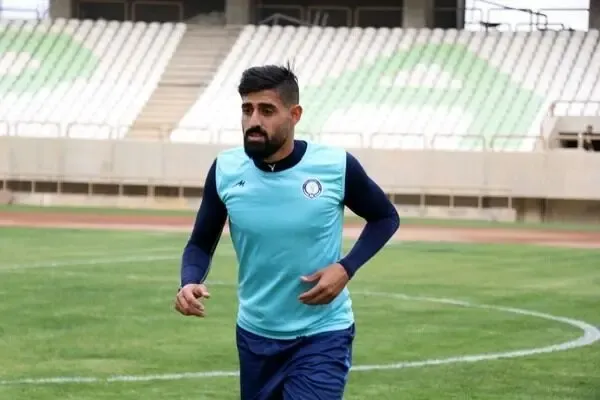 پرسپولیس  به دنبال جذب سه مدافع