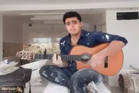 آواز احساسی؛ کارگر بنای خوش صدا با خاکم نکنید بذارید اونم برسه پرتت میکنه به قدیما