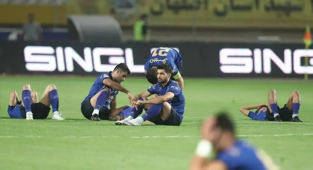 تمسخر استقلال توسط پرسپولیسی ها پس از باخت در فینال جام حذفی